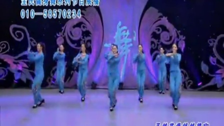 杨艺广场舞创新演绎，舞动新时代的演变与风采展示