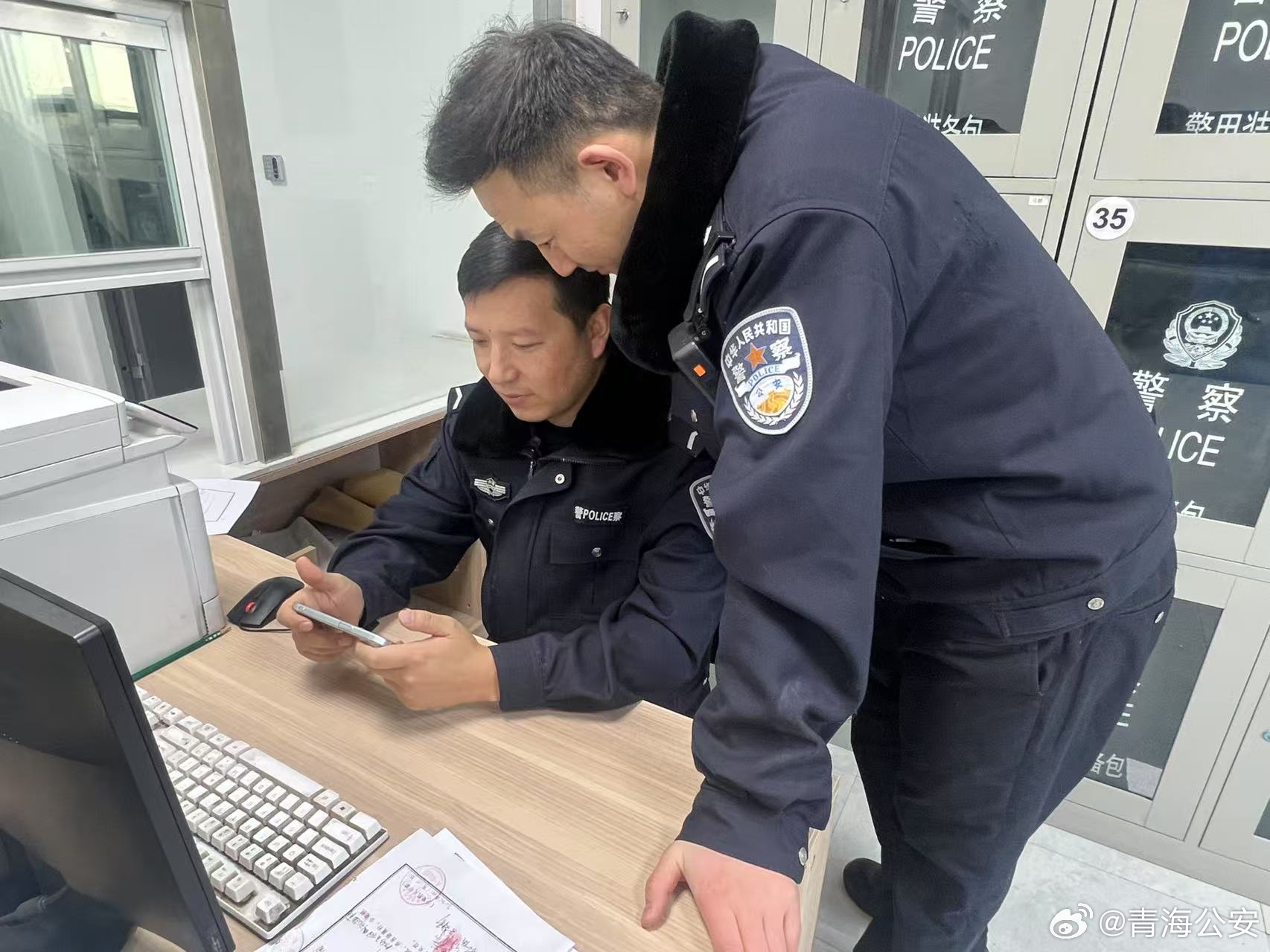 探索未来警务风采，揭秘2025最新警服风采