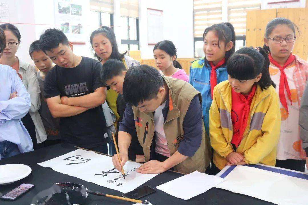章丘市成人教育事业单位最新项目，探索之路与启示